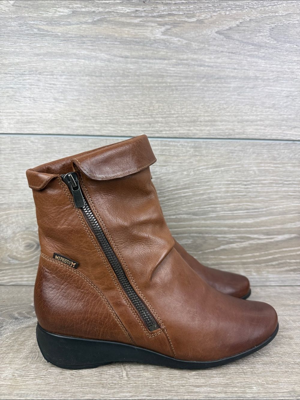 Mephisto Seddy Women’s Sz 7 Brown Leather Fold-Over Side Zip Comfort Ankle Boots